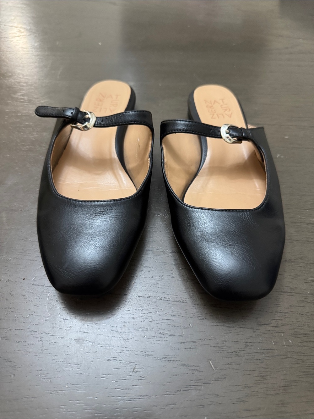 Naturalizer Women's Black Mules  size 6 W